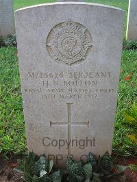 Dar Es Salaam War Cemetery - Bolton, H N